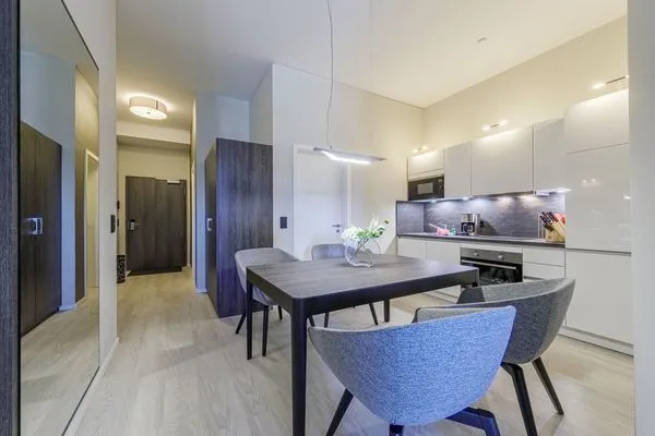 Ferienwohnung Columbus Suite Ostseebad Wustrow ZweiWasser Alte Seefahrtschule Essbereich  Columbus Suite