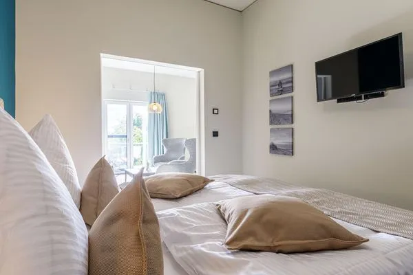 Ferienwohnung Vasco da Gama Suite Ostseebad Wustrow ZweiWasser Alte Seefahrtschule Schlafzimmer  Vasco da Gama Suite