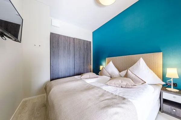 Ferienwohnung Vasco da Gama Suite Ostseebad Wustrow ZweiWasser Alte Seefahrtschule Schlafzimmer  Vasco da Gama Suite