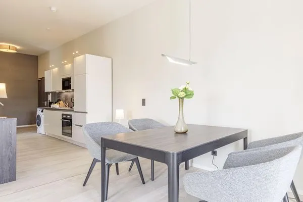 Ferienwohnung Vitus Bering Suite Ostseebad Wustrow ZweiWasser Alte Seefahrtschule Essbereich  Vitus Bering Suite