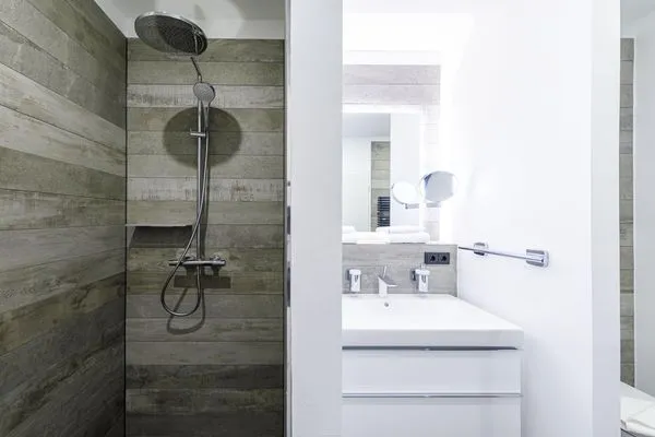 Badezimmer  James Cook Suite