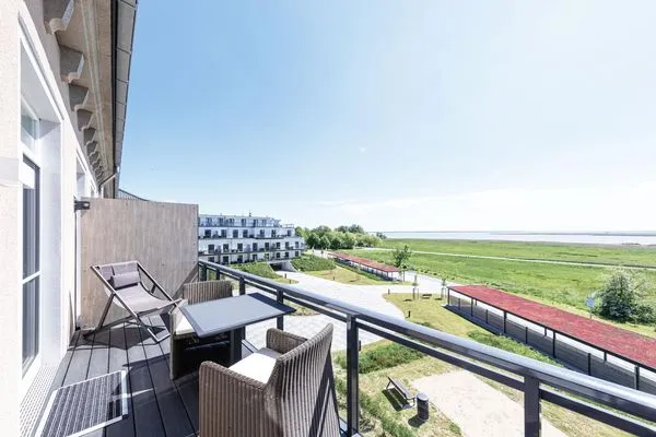 Ferienwohnung Ostseestern Ostseebad Wustrow ZweiWasser Alte Seefahrtschule Balkon mit Ausblick  Ostseestern