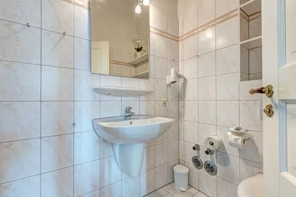 Badezimmer  Villa Ahlbeck, Whg. Warnemünde