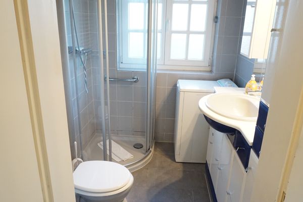  Alte Schleuse Kating / Katingsiel - Dusche