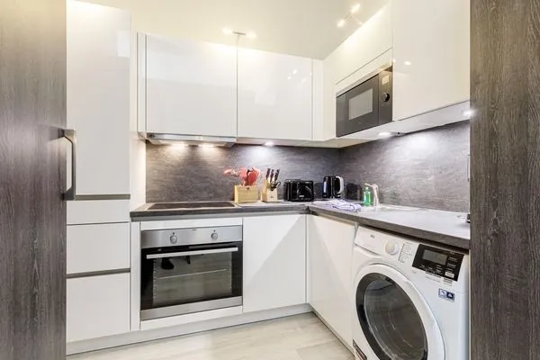 Ferienwohnung Ostseesonne Ostseebad Wustrow ZweiWasser Alte Seefahrtschule Küche  Ostseesonne