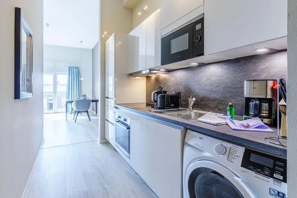 Ferienwohnung Ostseedomizil Ostseebad Wustrow ZweiWasser Alte Seefahrtschule Küchenzeile  Ostseedomizil