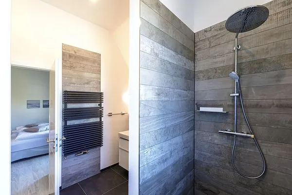 Ferienwohnung Ostseedeck Ostseebad Wustrow ZweiWasser Alte Seefahrtschule Bad  Ostseedeck