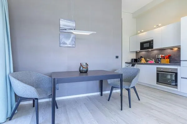 Ferienwohnung Ostseedeck Ostseebad Wustrow ZweiWasser Alte Seefahrtschule Küche und Essbereich  Ostseedeck