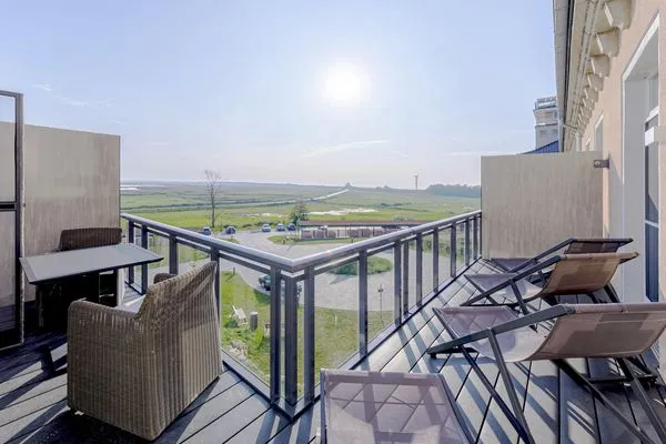 Ferienwohnung Ostseelounge Ostseebad Wustrow ZweiWasser Alte Seefahrtschule Balkon  Ostseelounge