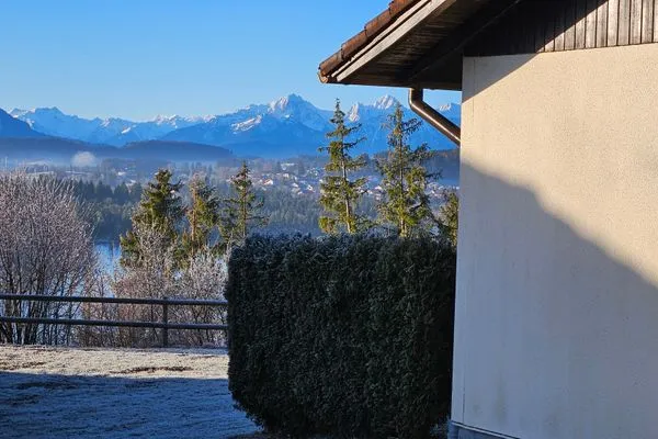 Fassade / Eingang Feriendorf Hochbergle Haus 26
