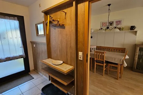 Fassade / Eingang Feriendorf Hochbergle Haus 99