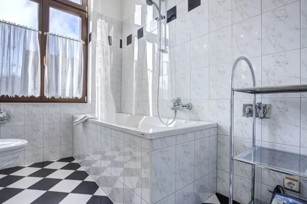 Badezimmer  Villa Minheim, Whg. 04