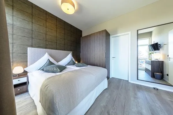 Ferienwohnung Ostseezeit Ostseebad Wustrow ZweiWasser Alte Seefahrtschule Schlafzimmer  Ostseezeit