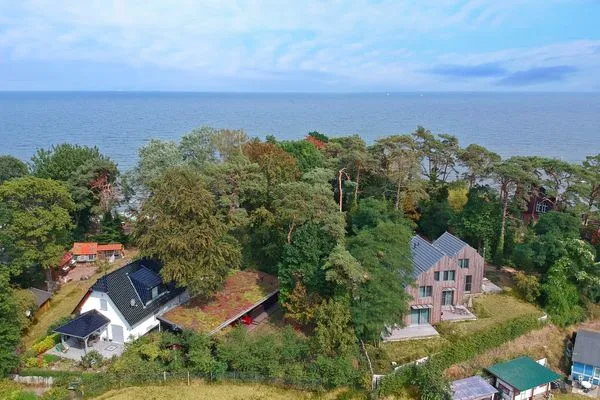 Vogelperspektive  Kleiner Wagen