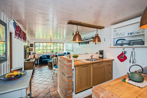 Küche / Küchenzeile  Kleiner Wagen