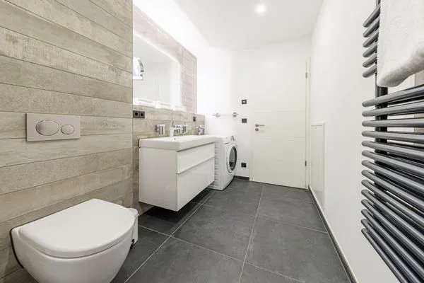 Ferienwohnung Boddendomizil Ostseebad Wustrow ZweiWasser Alte Seefahrtschule Badezimmer  Boddendomizil