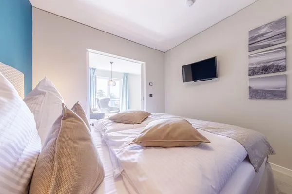 Ferienwohnung Boddenflair Ostseebad Wustrow ZweiWasser Alte Seefahrtschule Schlafzimmer mit Doppelbett  Boddenflair