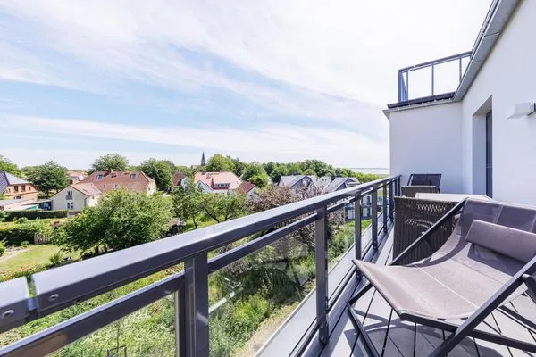 Ferienwohnung Boddensonne Ostseebad Wustrow ZweiWasser Alte Seefahrtschule Sonnenbalkon  Boddensonne