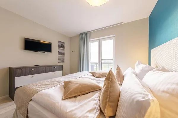 Ferienwohnung Boddenzauber Ostseebad Wustrow ZweiWasser Alte Seefahrtschule Großzügiges Schlafzimmer  Boddenzauber