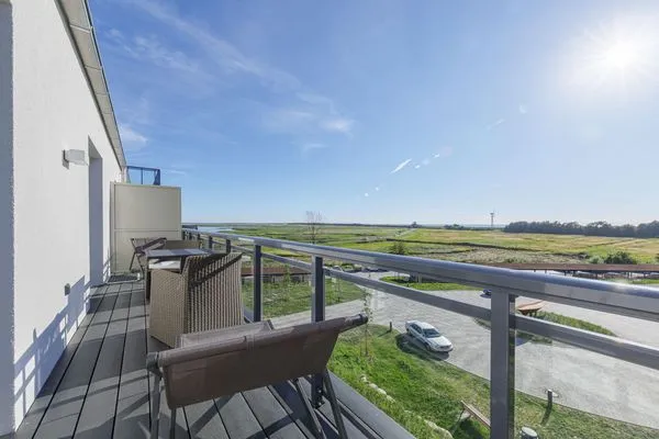 Ferienwohnung Boddenstern Ostseebad Wustrow ZweiWasser Alte Seefahrtschule Balkon  Boddenstern