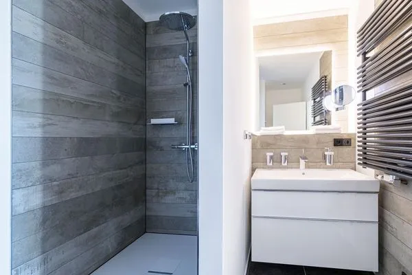 erienwohnung Dünenidylle Ostseebad Wustrow ZweiWasser Alte Seefahrtschule Badezimmer  Dünenidylle