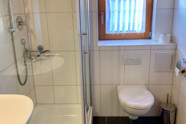 Feriendorf Via Claudia Ferienhaus Lechsee Ferienwohnungen in Lechbruck - Badezimmer