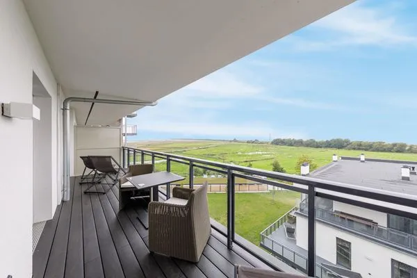 Ferienwohnung Strandgeflüster Ostseebad Wustrow ZweiWasser Alte Seefahrtschule Balkon mit Weitblick  Strandgeflüster