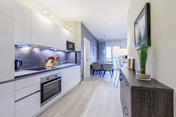 Ferienwohnung Strandgeflüster Ostseebad Wustrow ZweiWasser Alte Seefahrtschule Ausgestattete Küche  Strandgeflüster