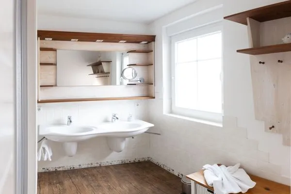 Badezimmer  Ferienhaus Schlehenweg