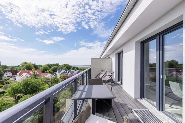 Ferienwohnung Sommerbrise  Ostseebad Wustrow ZweiWasser Alte Seefahrtschule Sonnenbalkon  Sommerbrise