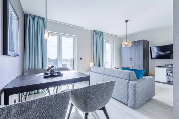 Ferienwohnung Sommerbrise Ostseebad Wustrow ZweiWasser Alte Seefahrtschule Essbereich  Sommerbrise