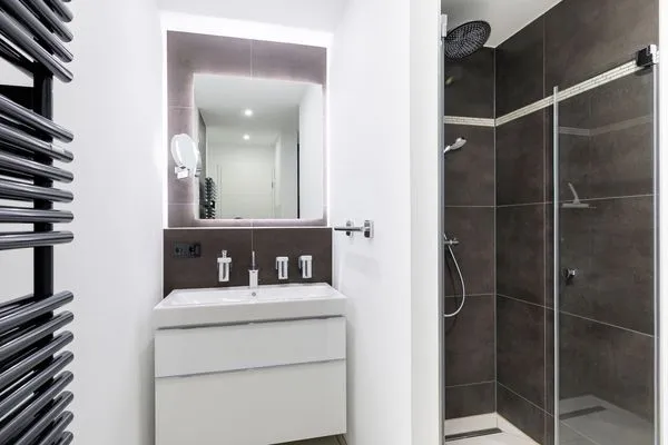 Ferienwohnung Sommerperle Ostseebad Wustrow ZweiWasser Alte Seefahrtschule Badezimmer  Sommertraum