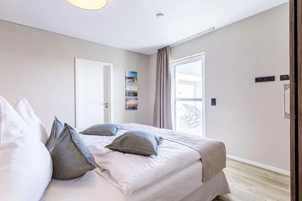 Ferienwohnung Sommersuite Ostseebad Wustrow ZweiWasser Alte Seefahrtschule Schlafzimmer  Sommersuite