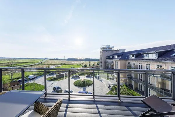 Ferienwohnung Sommerblume Ostseebad Wustrow ZweiWasser Alte Seefahrtschule Balkon mit Wasserblick  Sommerblume