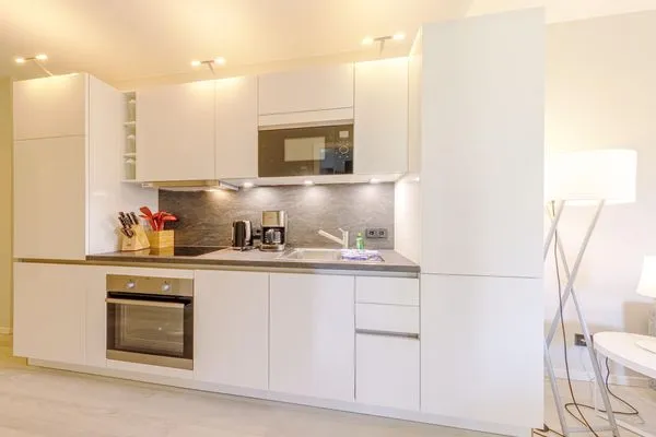 Ferienwohnung Große Strandburg Ostseebad Wustrow ZweiWasser Alte Seefahrtschule Küchenzeile  Große Strandburg