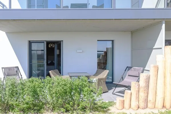 Ferienwohnung Kleiner Strandkorb Ostseebad Wustrow ZweiWasser Alte Seefahrtschule Sonnenterrasse  Kleiner Strandkorb