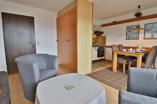 Wohnzimmer  Seemannskojen Backbord