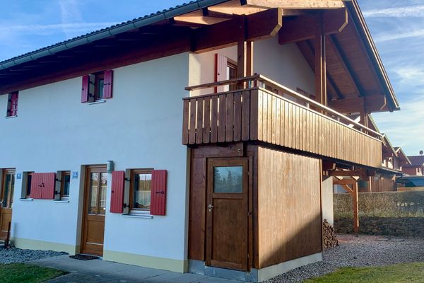 Feriendorf Via Claudia Ferienhaus Martin Ferienwohnungen in Lechbruck - Fassade / Eingang