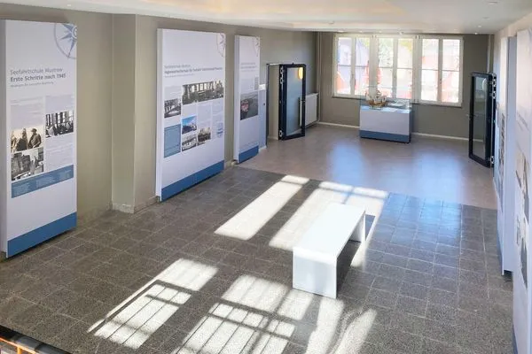 Dekoratives Detail  Kleine Stranddüne