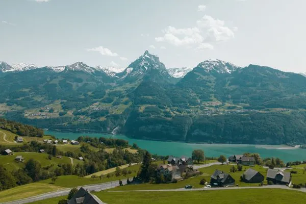 View on Mürtschenstock mountain and Lake Walensee  Apartment Grossgaden