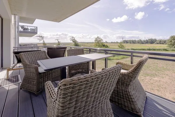 Ferienwohnung Strandliebe Ostseebad Wustrow ZweiWasser Alte Seefahrtschule Sonnenbalkon  Strandliebe