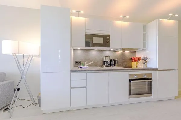 Ferienwohnung Große Strandmuschel Ostseebad Wustrow ZweiWasser Alte Seefahrtschule Küche  Große Strandmuschel