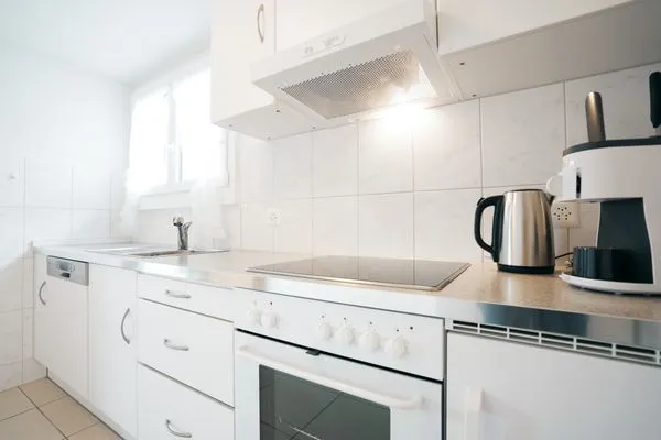 Kitchen with plenty of work surfaces  Chalet Biodola