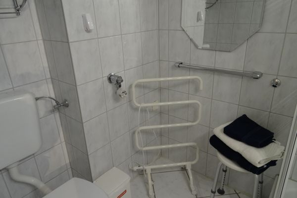  Wohnung 32 Laboe - Badezimmer