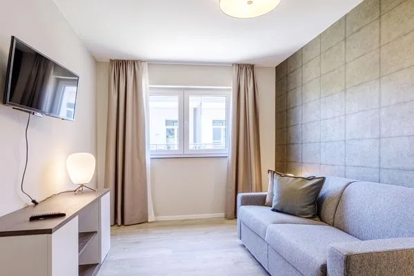 Ferienwohnung Große Strandoase Ostseebad Wustrow ZweiWasser Alte Seefahrtschule Gemütliches Sofa  Große Strandoase