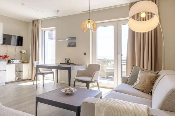 Ferienwohnung Kleine Strandoase Ostseebad Wustrow ZweiWasser Alte Seefahrtschule Gemütlicher Wohnbereich  Kleine Strandoase