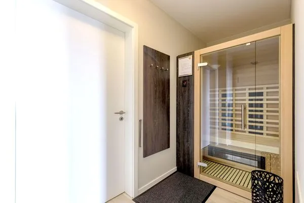 Ferienwohnung Stranddomizil Ostseebad Wustrow ZweiWasser Alte Seefahrtschule Infrarotkabine  Stranddomizil