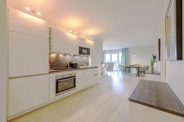 Ferienwohnung Strandlounge Ostseebad Wustrow ZweiWasser Alte Seefahrtschule Küche  Strandlounge