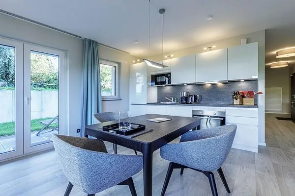 Ferienwohnung Meerduft Ostseebad Wustrow ZweiWasser Alte Seefahrtschule Küche und Essbereich  Meerduft