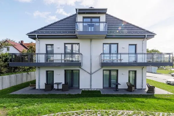 Ferienwohnung Meerduft Ostseebad Wustrow ZweiWasser Alte Seefahrtschule Hauptansicht  Meerduft